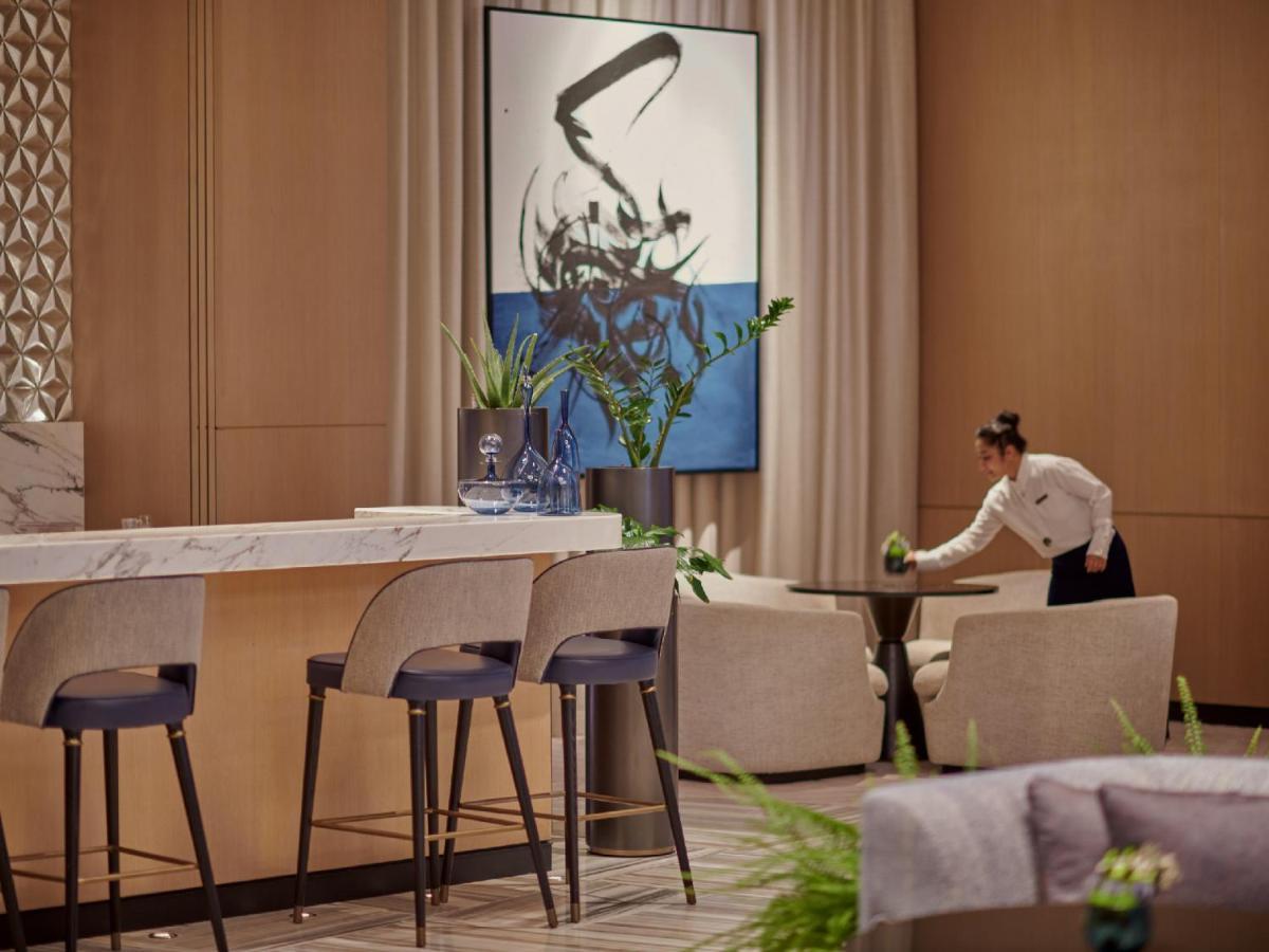 Grand Hyatt Kuwait Hotel Kuwait City Exterior photo The Bar